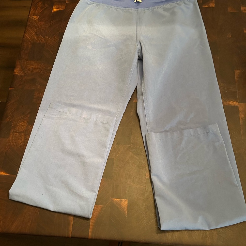 FIGS scrub pants - Picture 5 of 5